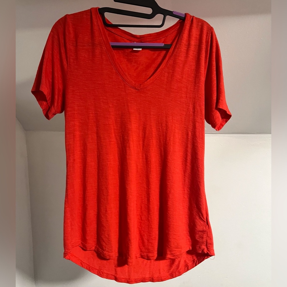 Old Navy Women's Coral V-Neck Short Sleeve Top